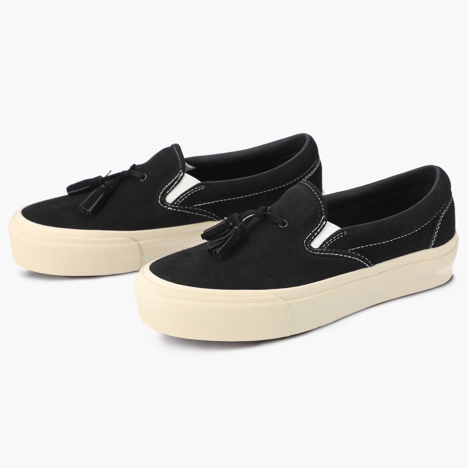 TC MADE 038 BLACK - SHOWCASE